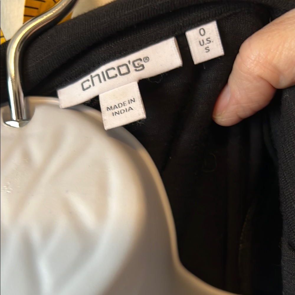 Chico Size 0Black Women's light Blazer - Picture 6 of 9